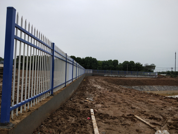 鋅鋼護(hù)欄安裝 鋅鋼護(hù)欄安裝